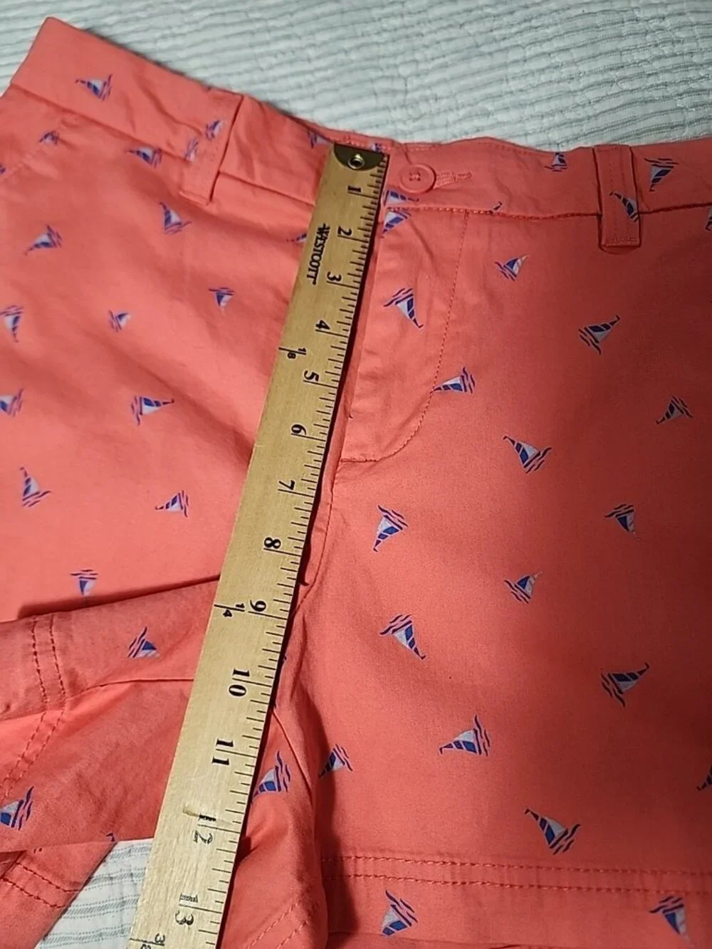 MAGELLAN SHORTS WOMENS 12 Coral SAILBOATS Novelty Print Nautical EUC Beach Vacay